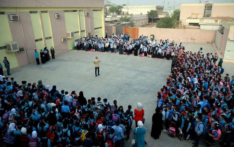 2.7 مليون طالب وطالبة يتوجهون إلى المدارس مع بدء العام الدراسي الجديد في اليمن