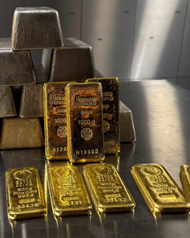 الذهب يرتفع مع انخفاض عوائد سندات الخزانة الأمريكية